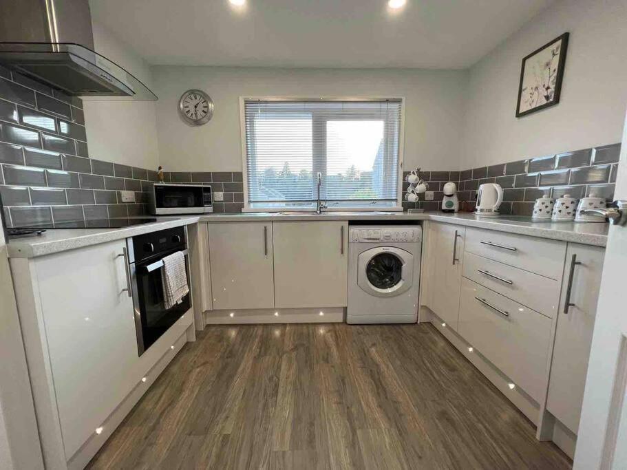 Modern 2 Bed Apartment Oban Buitenkant foto